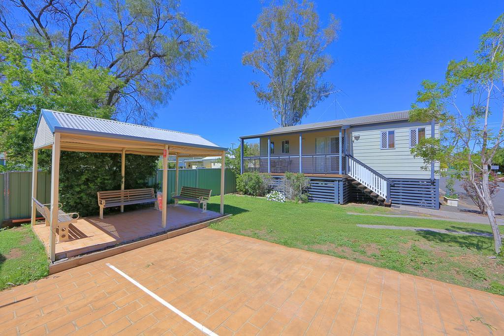 Dalby Tourist Park Hotel Exterior foto